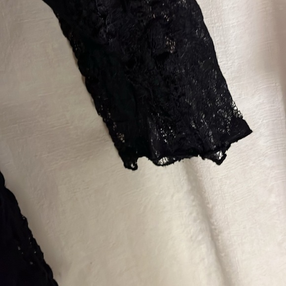 b.i.y.a.y.c.d.a. Black Ruched 3/4 Sleeve Lace and Sequined Blouse - Picture 6 of 13